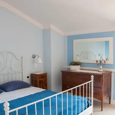 Charming Rustic House Semesterbostad *