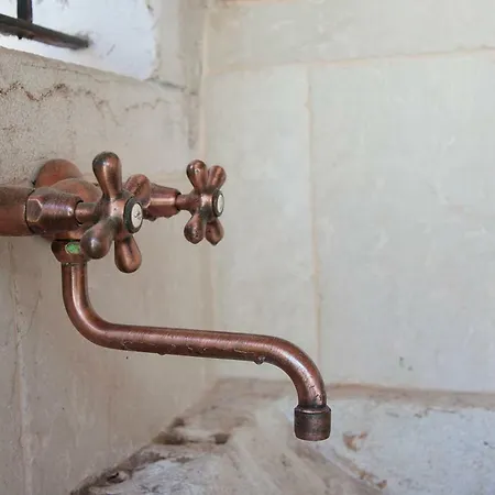 Сasa de vacaciones Charming Rustic House Gardone Riviera