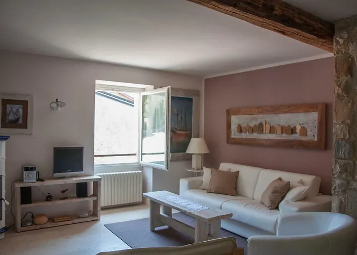 Charming Rustic House Feriehus